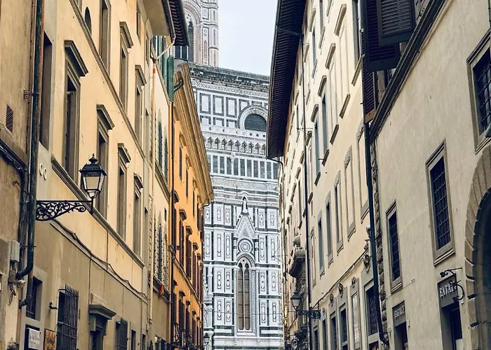 Duomo Elegance And Comfort 1 Minute From The Duomo Firenze